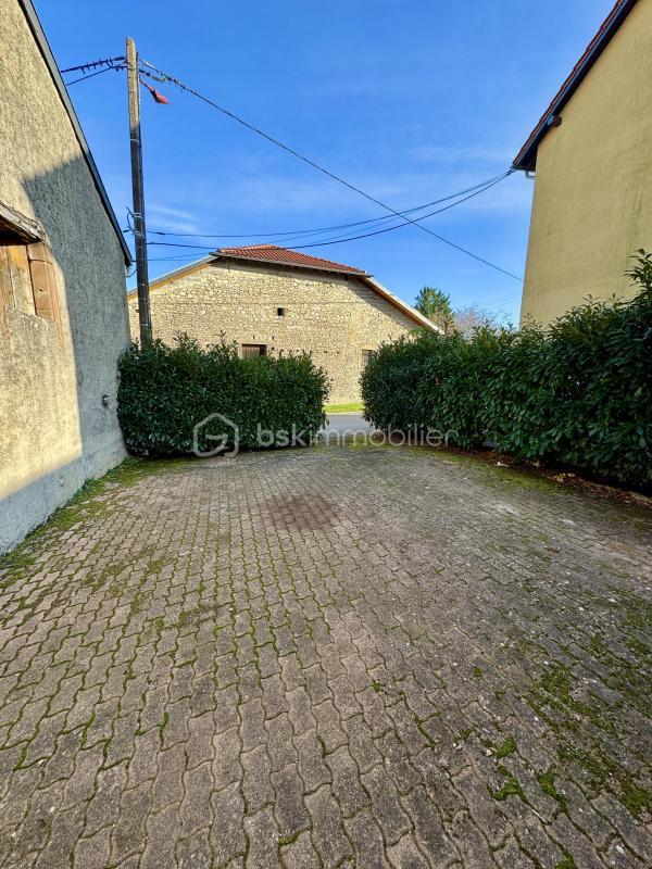 Maison de village - 100 m² - 5 pièces