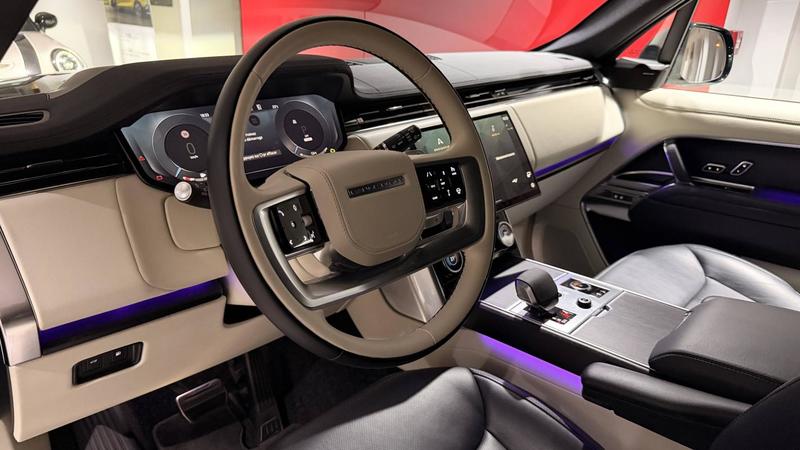 Land Rover Range Rover Swb P440e Phev Awd Hse