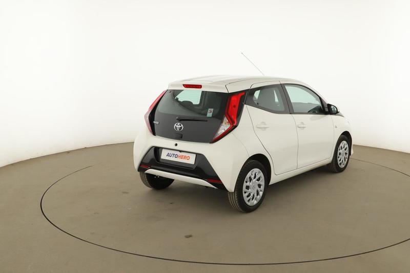 Toyota Aygo 1.0 Vvt-i X-Play X-Shift 5p 72 ch