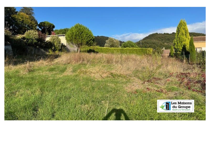 Terrain constructible - 1 280 m²