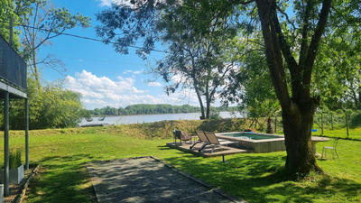 Maison - 268 m² - 8 pièces