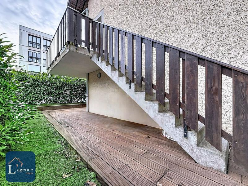 Maison - 140 m² - 5 pièces