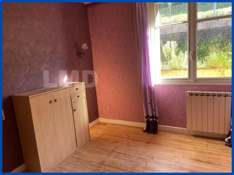 Maison - 137 m² - 7 pièces