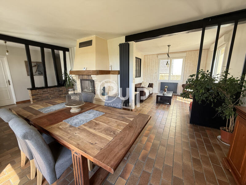 Pavillon - 145 m² - 8 pièces