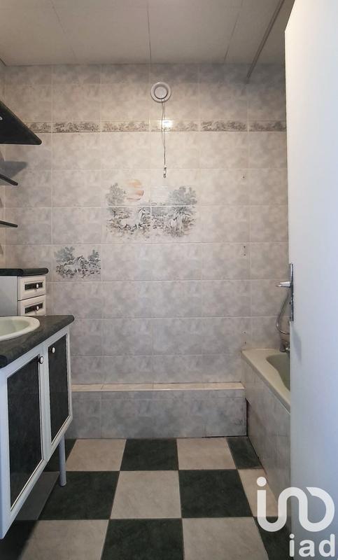 Appartement - 80 m² - 4 pièces