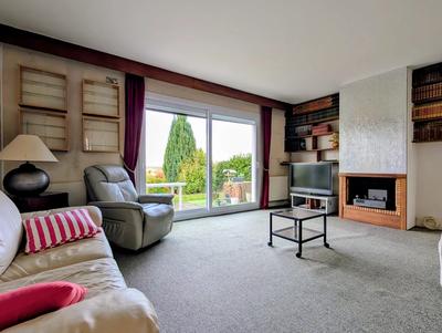 Maison - 143 m² - 6 pièces