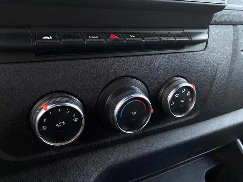 Renault Master Grand Confort 3t3 L2h2 2.0dci 135cv 20.000ht Carplay/Radars Ar/Attelage/Clim