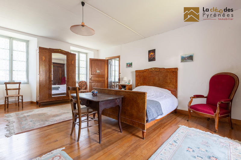 Maison - 170 m² - 6 pièces