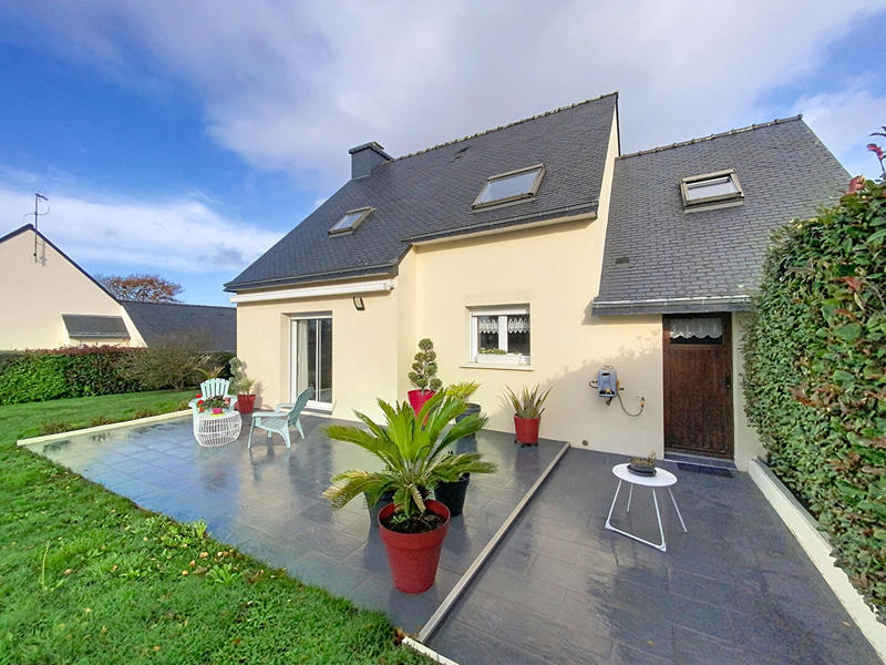 Maison - 100 m² - 5 pièces