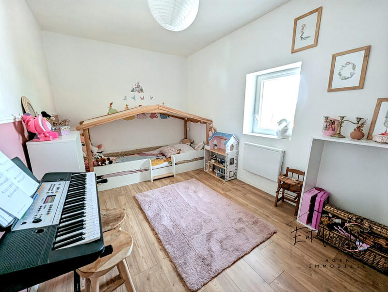 Maison - 315 m² - 10 pièces