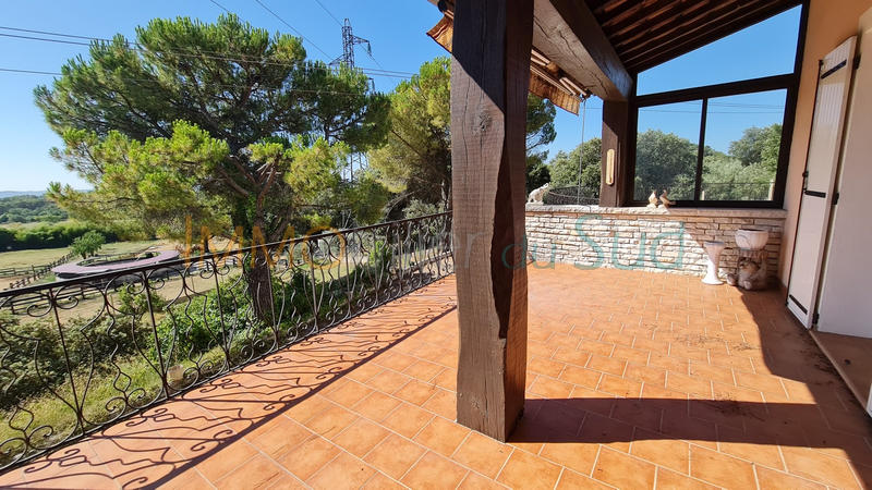 Maison - 220 m² - 8 pièces