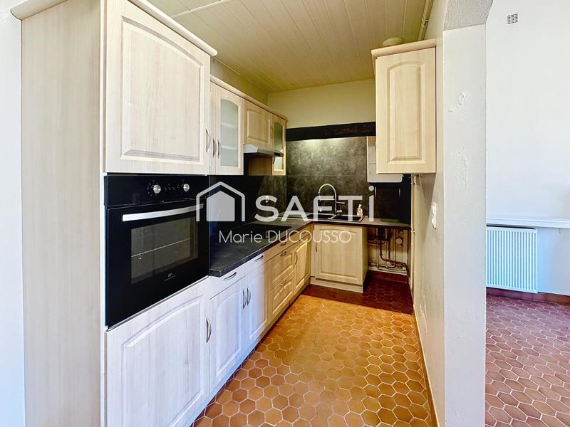 Maison - 343 m² - 10 pièces