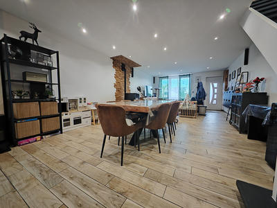 Maison - 111 m² - 5 pièces