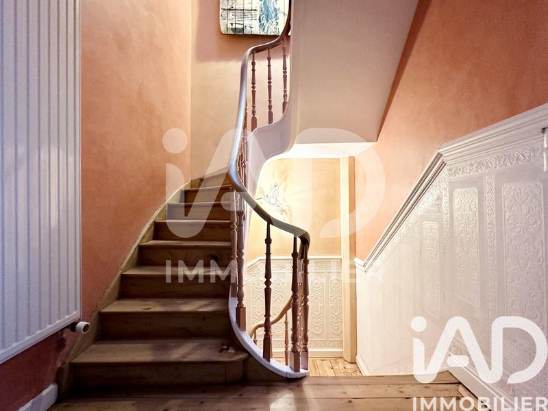 Maison - 138 m² - 6 pièces