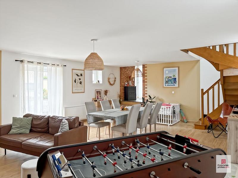 Maison - 160 m² - 6 pièces