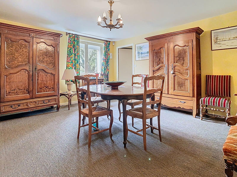 Maison - 173 m² - 7 pièces