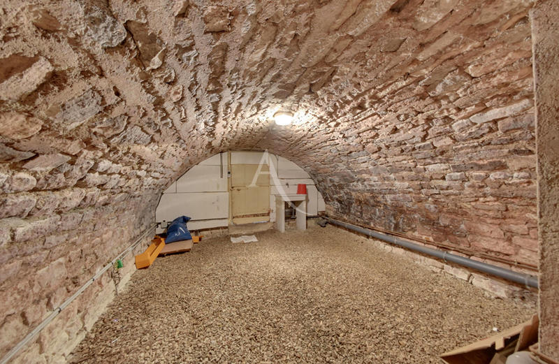 Maison - 92 m² - 3 pièces