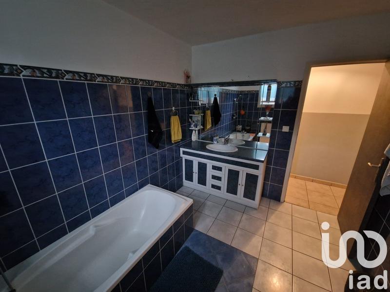 Maison - 181 m² - 8 pièces