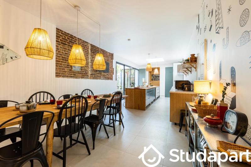 Chambre - 12 m² - 1 pièce