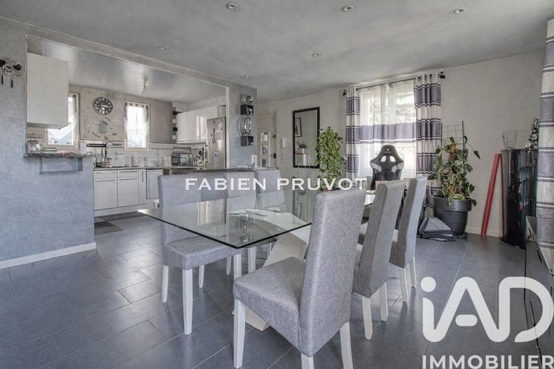Maison - 125 m² - 6 pièces