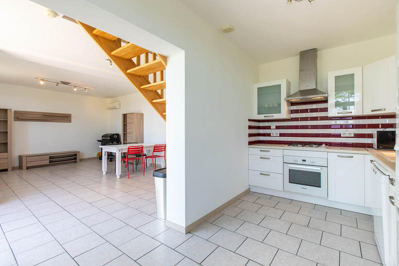 Maison - 259 m² - 10 pièces