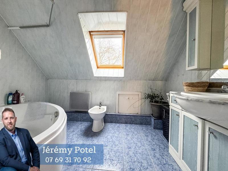 Pavillon - 165 m² - 6 pièces