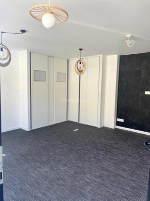 Bureau - 34 m² - 2 pièces