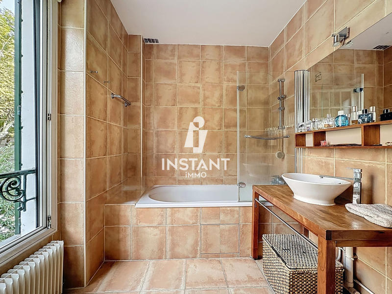 Maison ancienne - 275 m² - 8 pièces