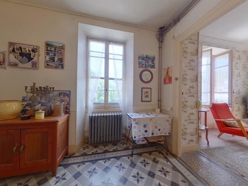 Maison - 255 m² - 5 pièces