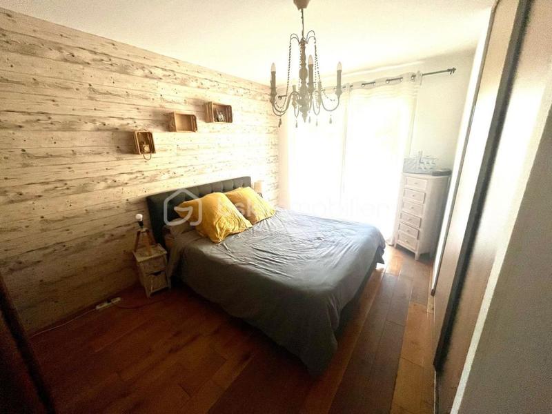 Maison - 166 m² - 8 pièces