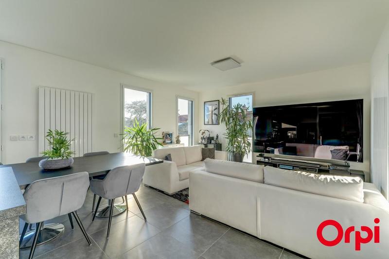 Penthouse - 112 m² - 5 pièces