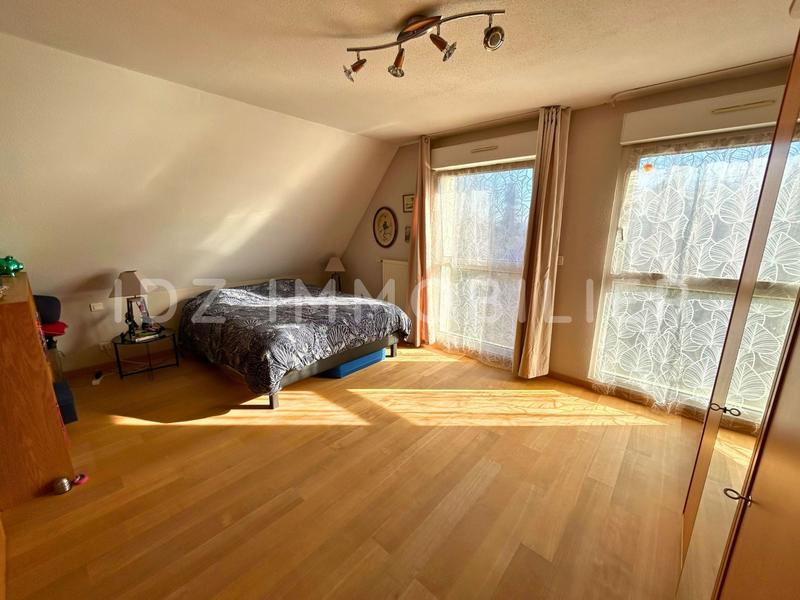 Villa - 221 m² - 6 pièces