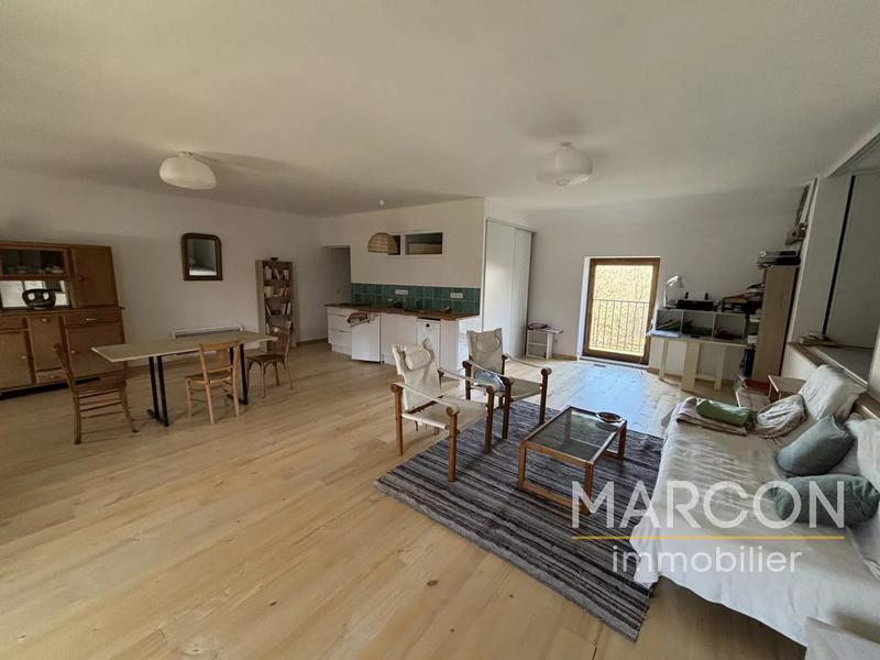 Maison - 191 m² - 3 pièces