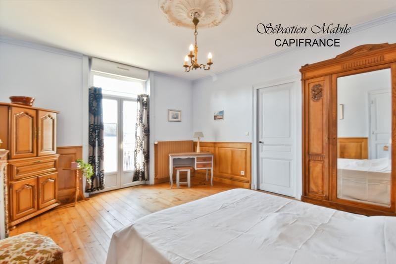 Maison bourgeoise - 264 m² - 10 pièces