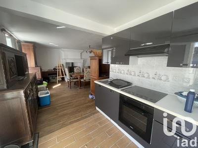 Maison - 752 m² - 4 pièces