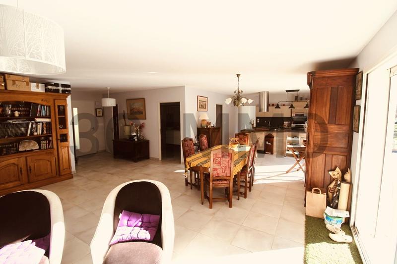 Villa - 120 m² - 6 pièces