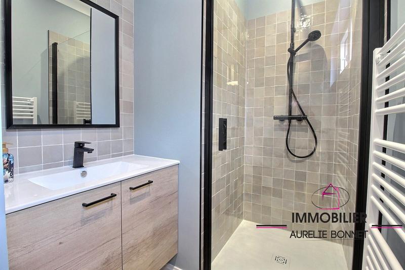 Maison - 82 m² - 5 pièces