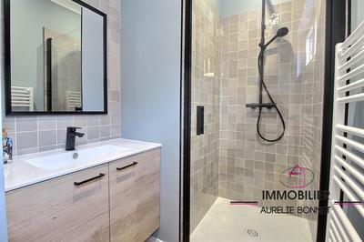 Maison - 82 m² - 5 pièces