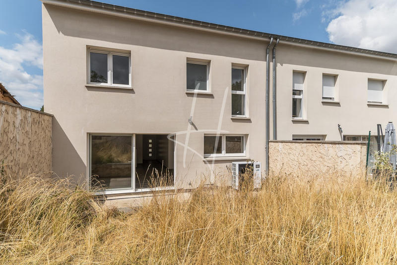 Maison - 158 m² - 7 pièces