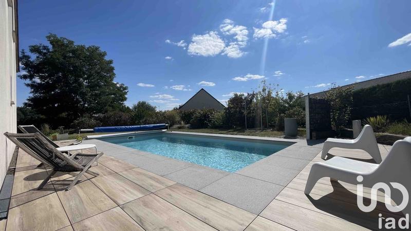 Maison - 182 m² - 8 pièces