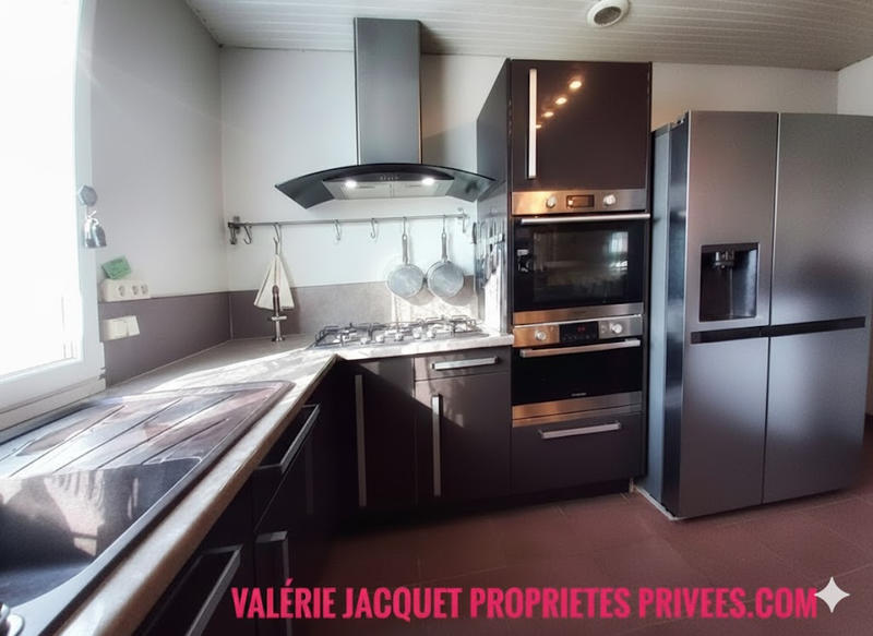 Maison - 97 m² - 4 pièces