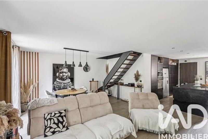 Maison - 105 m² - 5 pièces