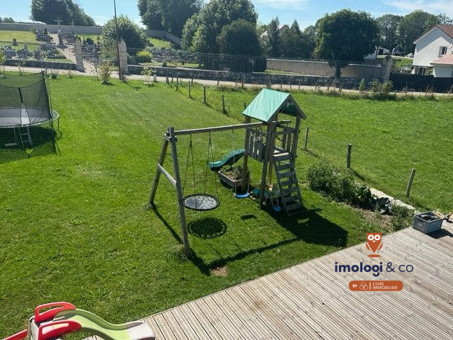 Maison - 173 m² - 7 pièces