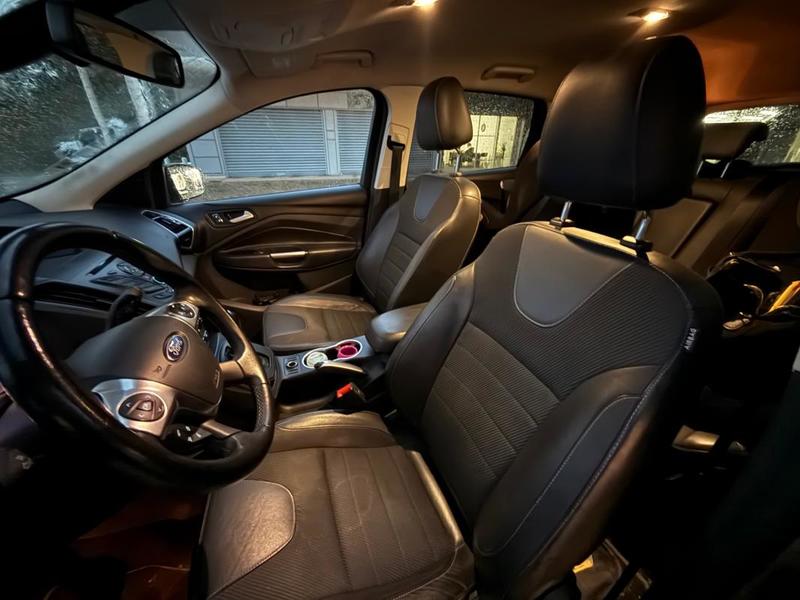 Ford Kuga 2.0 Tdci 4x4 Bva 150 Ch Garantie 6 Mois / Reprise Possible