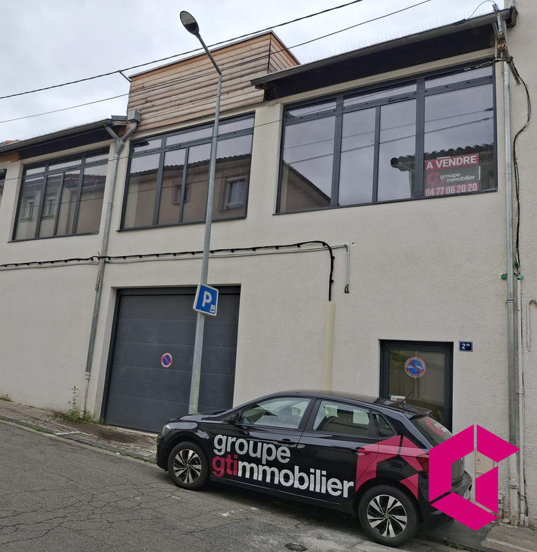 Appartement - 108 m² - 1 pièce