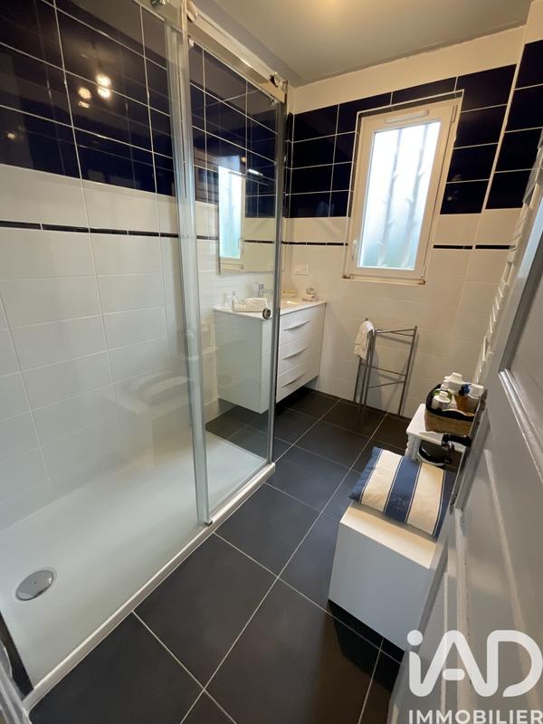 Maison - 182 m² - 7 pièces