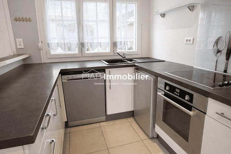 Maison - 92 m² - 4 pièces