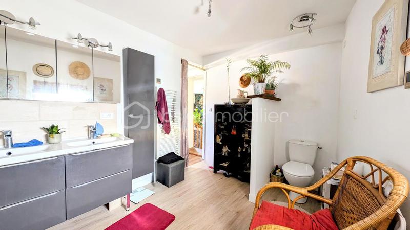 Maison en pierre - 140 m² - 6 pièces