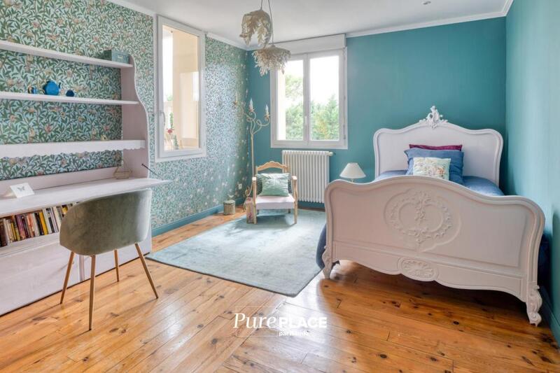 Maison - 390 m² - 7 pièces