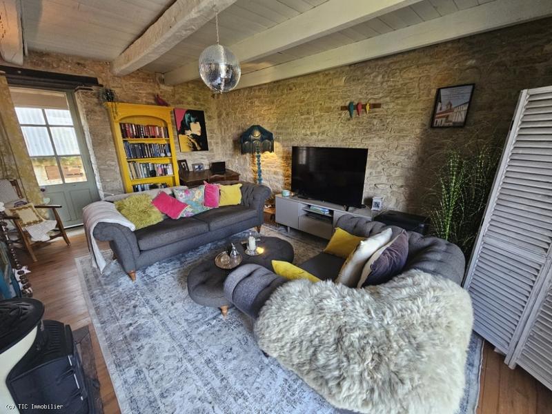 Maison en pierre - 108 m² - 4 pièces